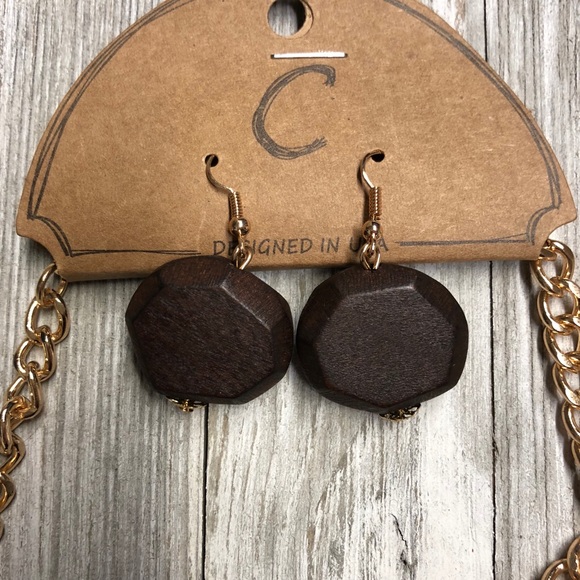 Wooden Bead Necklace and Earrings Set - Picture 3 of 3